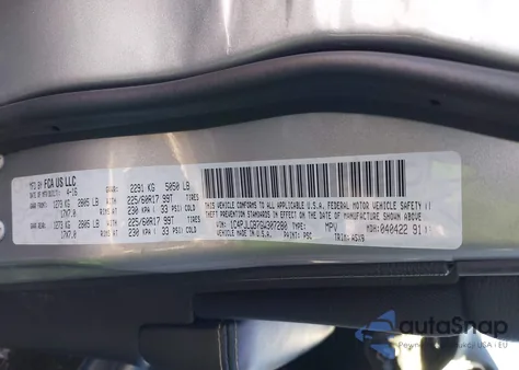 2016 Jeep Cherokee Latitude z USA, uszkodzony, nr VIN 1C4PJLCB7GW307280